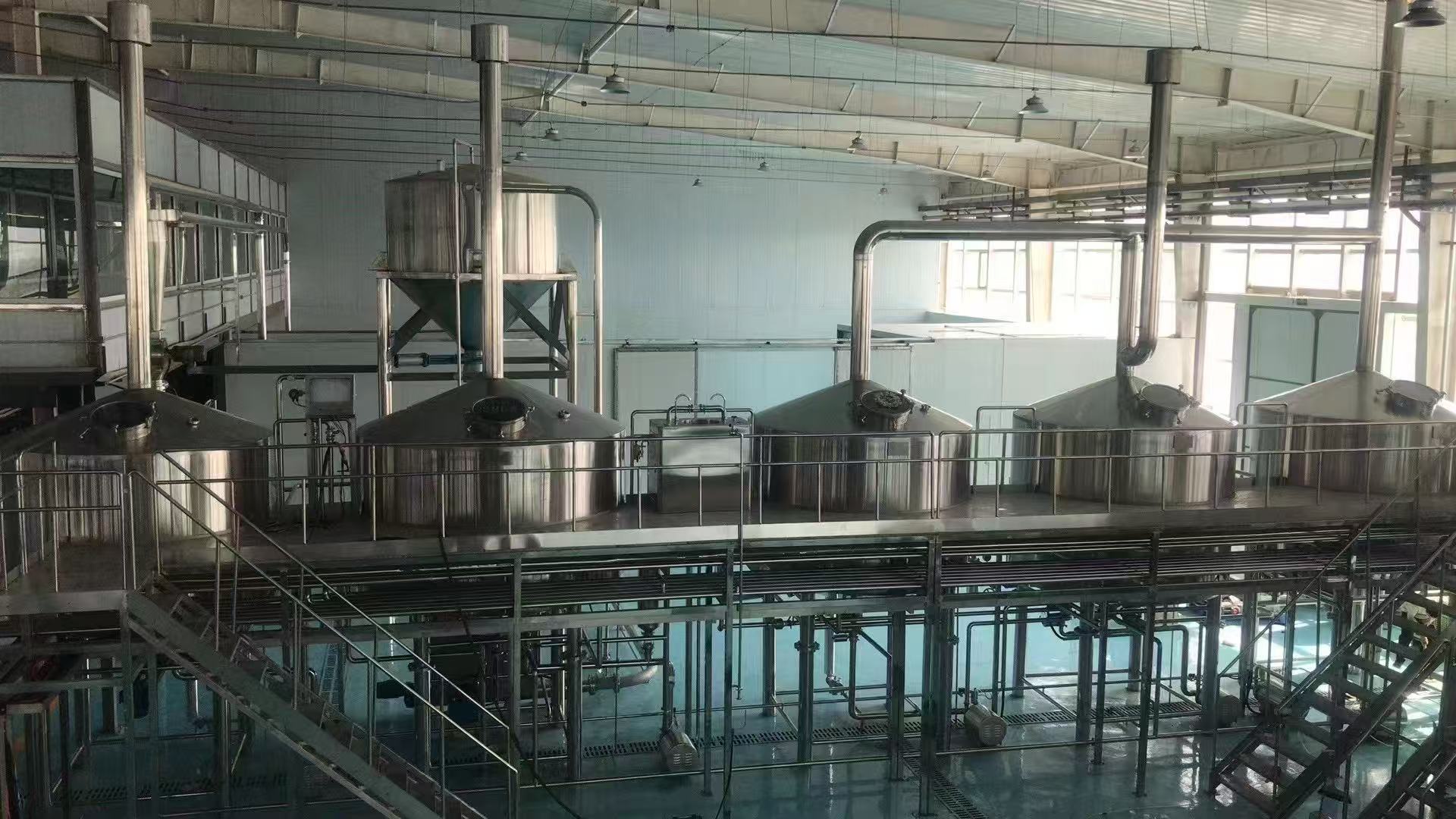 清苑精酿啤酒设备厂—精酿啤酒设备主要生产工艺与核心技术